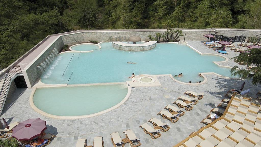 Complesso Termale Vescine Hotel Castelforte Bagian luar foto