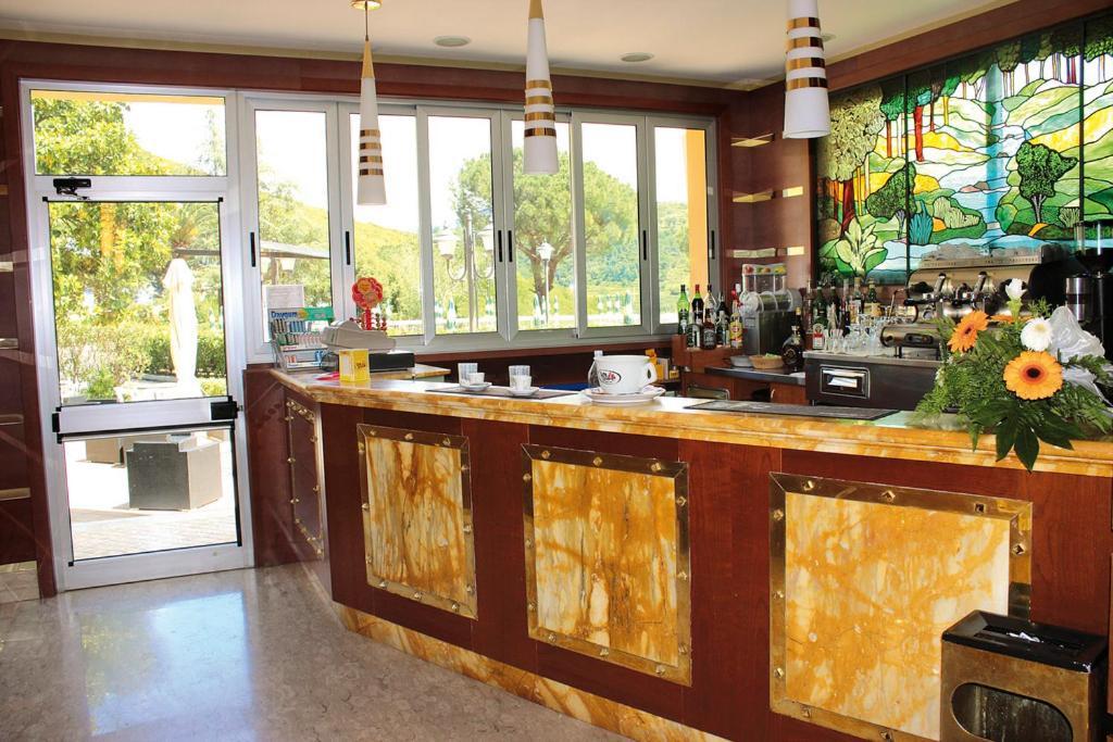 Complesso Termale Vescine Hotel Castelforte Bagian luar foto