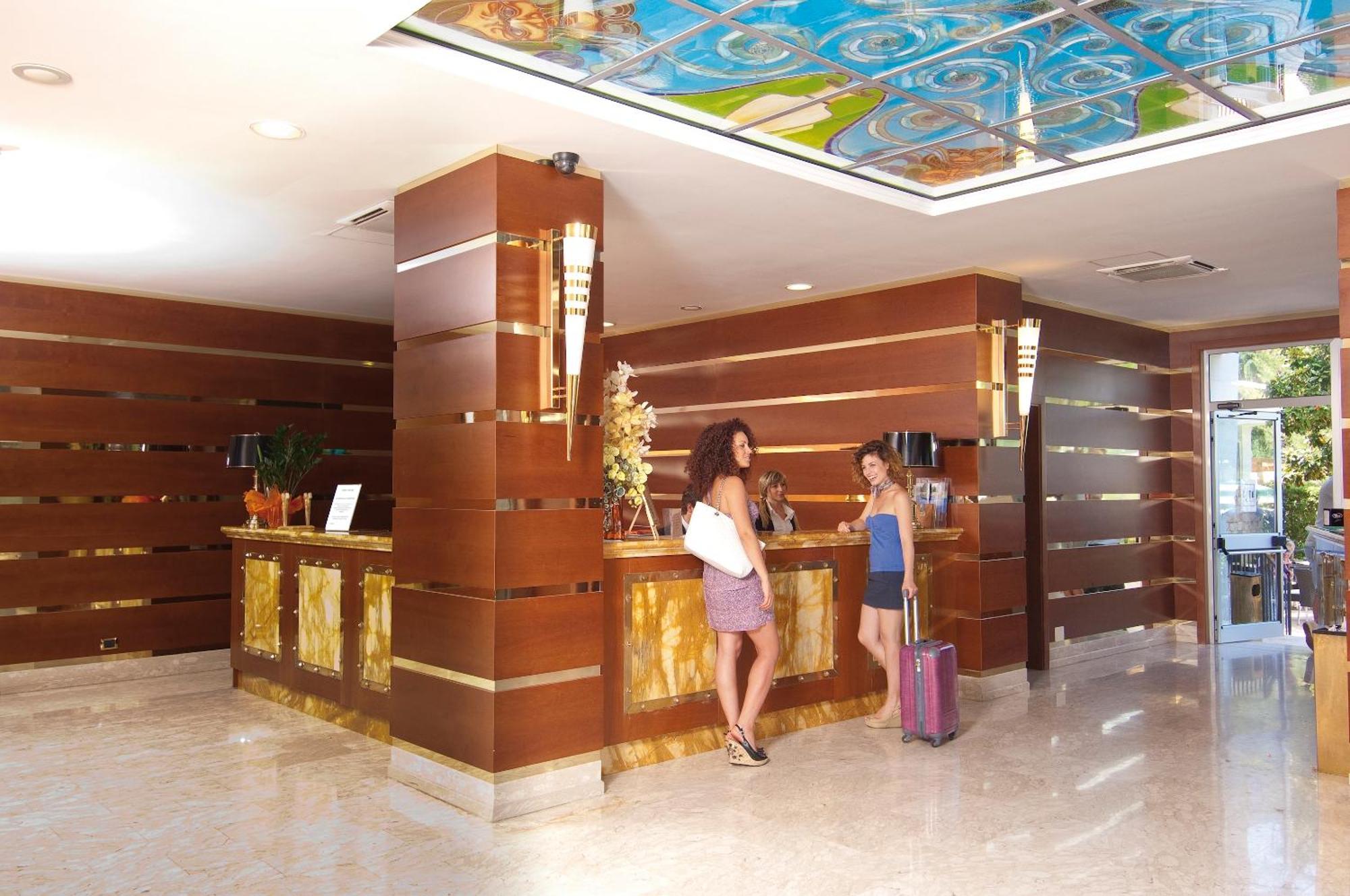 Complesso Termale Vescine Hotel Castelforte Bagian luar foto