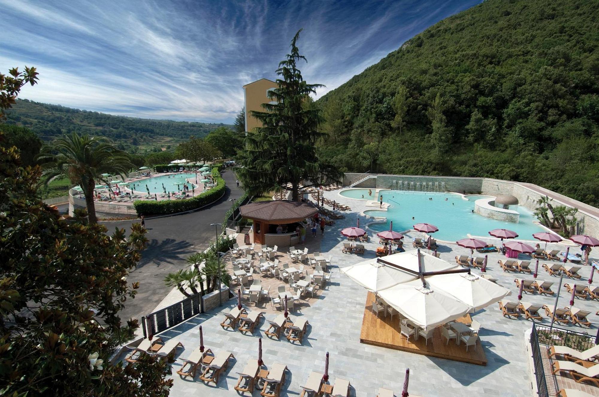 Complesso Termale Vescine Hotel Castelforte Bagian luar foto