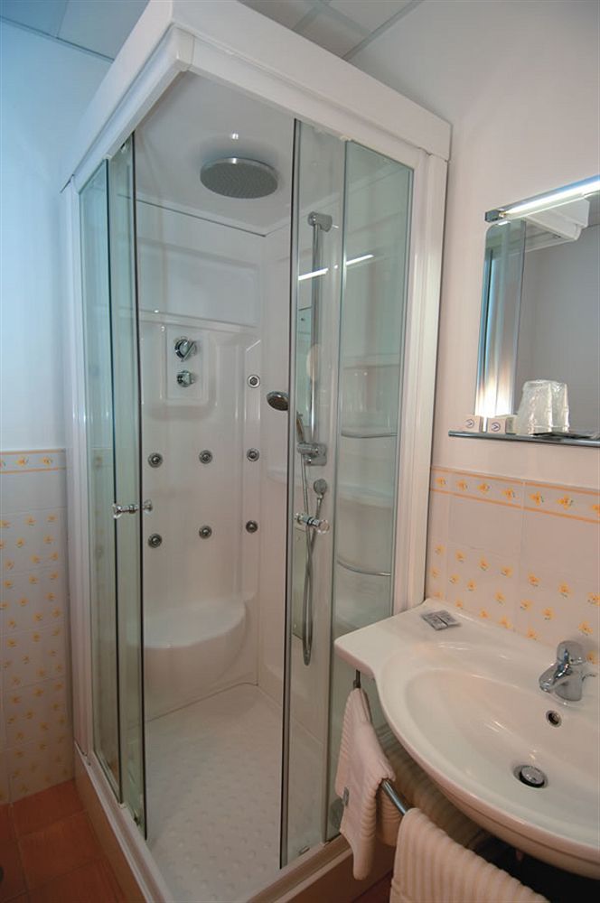 Complesso Termale Vescine Hotel Castelforte Bagian luar foto